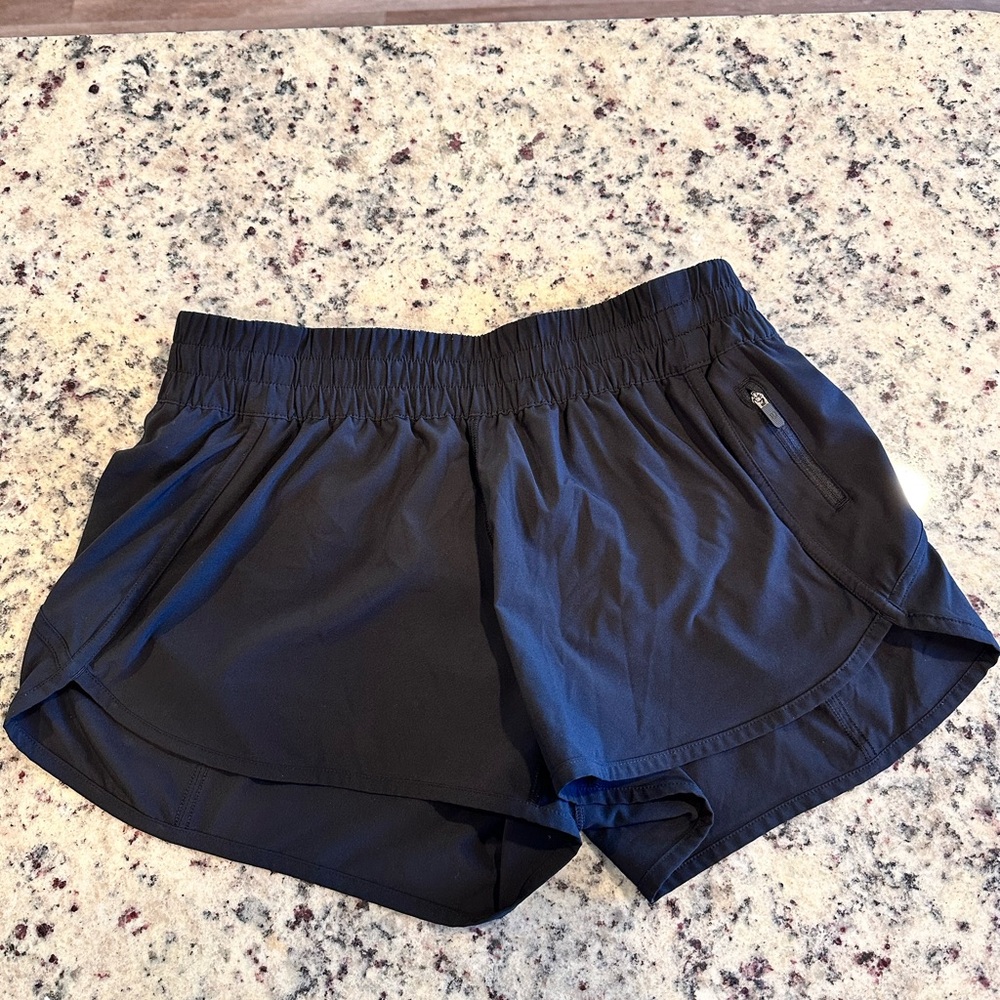 Lululemon Tracker Short